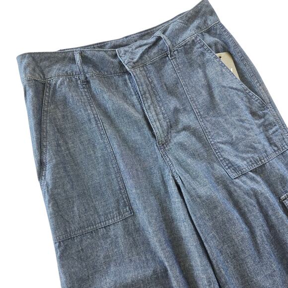 NWT DKNY High-Rise Belted Wide-Leg Denim Cargo Pants Size 8 - Picture 5 of 7
